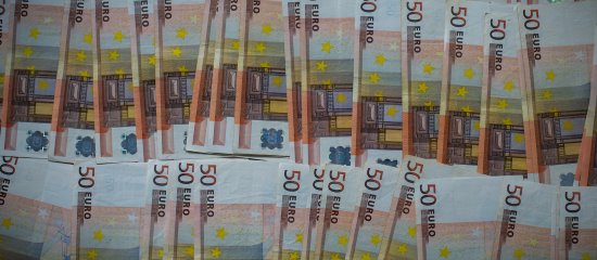 De verkoop van afluisterapparatuur is een miljardenzaak - afluisterapparatuur detecteren